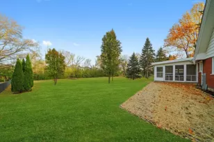 7925 William Dr, Willowbrook, IL 60527 - Photo 26