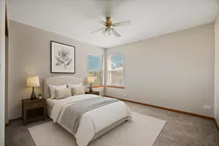 2385 Barnhart St, West Chicago, IL 60185 - Photo 16