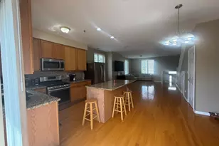 183 N East River Rd, Des Plaines, IL 60016 - Photo 8