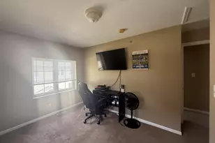 183 N East River Rd, Des Plaines, IL 60016 - Photo 14