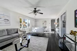 3618 Peach Grove Ln, Hazel Crest, IL 60429 - Photo 4