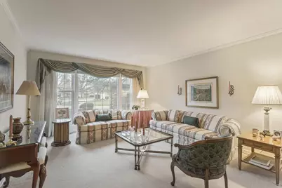 2407 N Hickory Lane, Arlington Heights, IL 60004 - Photo 8