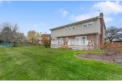 2407 N Hickory Lane, Arlington Heights, IL 60004 - Photo 24