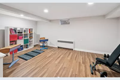 295 Ardmore Road, Des Plaines, IL 60016 - Photo 18