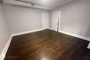 1030 E Hyde Park Blvd, Chicago, IL 60615 - Photo 10