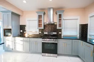 7916 McVicker Ave, Burbank, IL 60459 - Photo 6