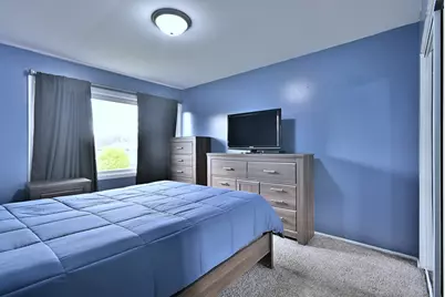 658 Claridge Circle, Hoffman Estates, IL 60169 - Photo 16