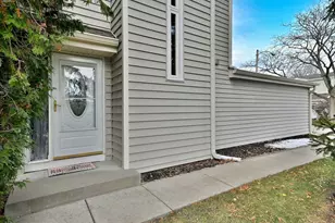 658 Claridge Cir, Hoffman Estates, IL 60169 - Photo 38