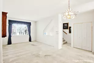 548 New Haven Dr, Cary, IL 60013 - Photo 6