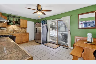 2550 Garden Court, Joliet, IL 60435 - Photo 10