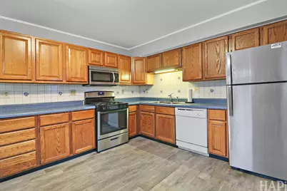 2217 20th Street, Zion, IL 60099 - Photo 8