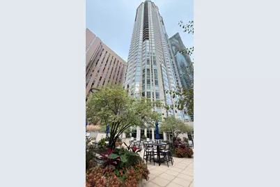 222 N Columbus Drive #4008, Chicago, IL 60601 - Photo 22