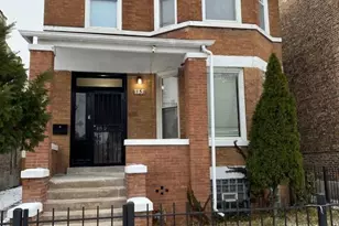 1752 E 72nd Pl, Chicago, IL 60649 - Photo 1