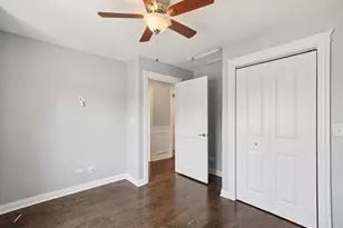 3036 N Long Ave, Chicago, IL 60641 - Photo 20