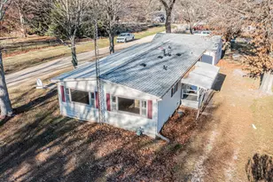 411 S Davis St, Seatonville, IL 61359 - Photo 18