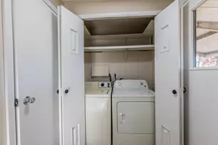 411 S Davis St, Seatonville, IL 61359 - Photo 10