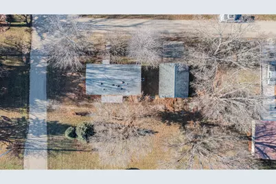 411 S Davis Street, Seatonville, IL 61359 - Photo 20