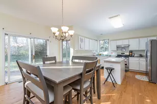 39128 N Ogden Ln, Beach Park, IL 60083 - Photo 4