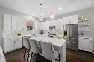 232 E 18th St, Chicago, IL 60616 - Photo 10