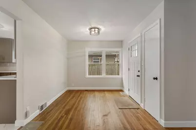 807 S Hamilton Street, Monticello, IL 61856 - Photo 10