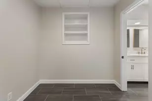 807 S Hamilton St, Monticello, IL 61856 - Photo 28