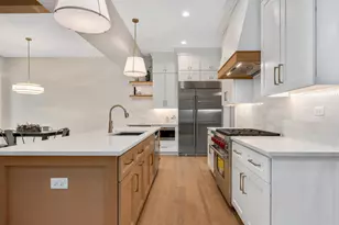 104 N Evergreen Ave, Elmhurst, IL 60126 - Photo 12