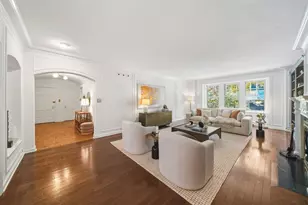 2912 N Commonwealth Ave, Chicago, IL 60657 - Photo 6