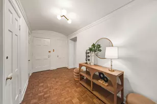 2912 N Commonwealth Ave, Chicago, IL 60657 - Photo 4