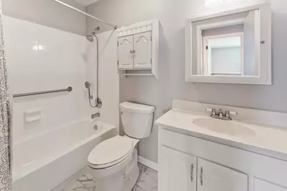 676 Rosner Drive, Roselle, IL 60172 - Photo 18