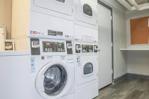 5210 S Woodlawn Ave, Chicago, IL 60615 - Photo 8