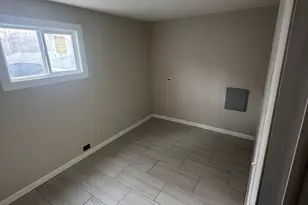 1147 Rural St, Aurora, IL 60505 - Photo 8