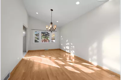 18 S Vista Avenue, Addison, IL 60101 - Photo 6