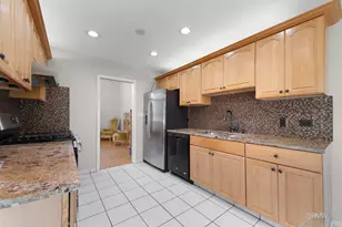 18 S Vista Ave, Addison, IL 60101 - Photo 10