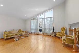 18 S Vista Ave, Addison, IL 60101 - Photo 4