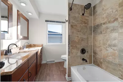 18 S Vista Avenue, Addison, IL 60101 - Photo 22