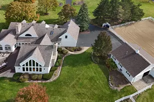 36968 N Thoroughbred Dr, Old Mill Creek, IL 60083 - Photo 12