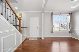 4308 Fraser Cir, Naperville, IL 60564 - Photo 6