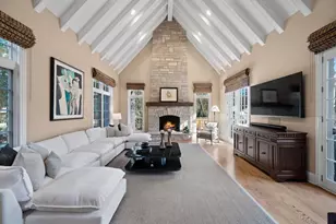 677 Greenleaf Ave, Glencoe, IL 60022 - Photo 18