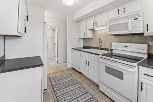 35 S Baybrook Dr, Palatine, IL 60074 - Photo 8