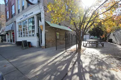 1047 W Madison Street, Chicago, IL 60607 - Photo 2