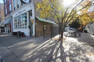 1047 W Madison St, Chicago, IL 60607 - Photo 2
