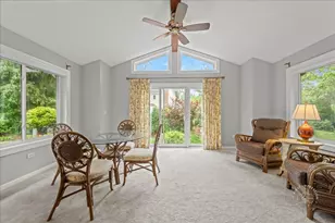 1105 W Bauer Rd, Naperville, IL 60563 - Photo 18