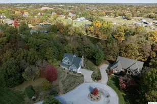 5585 Woodcrest Dr, Quincy, IL 62305 - Photo 28