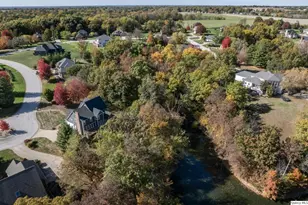 5585 Woodcrest Dr, Quincy, IL 62305 - Photo 30