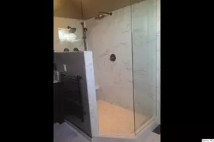 5585 Woodcrest Dr, Quincy, IL 62305 - Photo 12