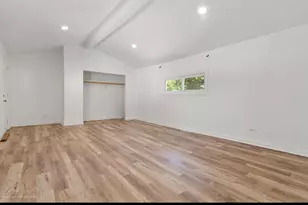 8821 S Princeton Ave, Chicago, IL 60620 - Photo 10