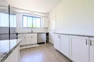 5655 N Spaulding Ave, Chicago, IL 60659 - Photo 10