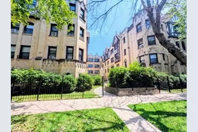 5655 N Spaulding Avenue #2W, Chicago, IL 60659 - Photo 1