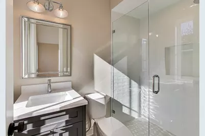 2036 W Erie Street, Chicago, IL 60612 - Photo 32