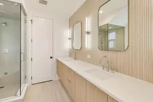 2036 W Erie St, Chicago, IL 60612 - Photo 26